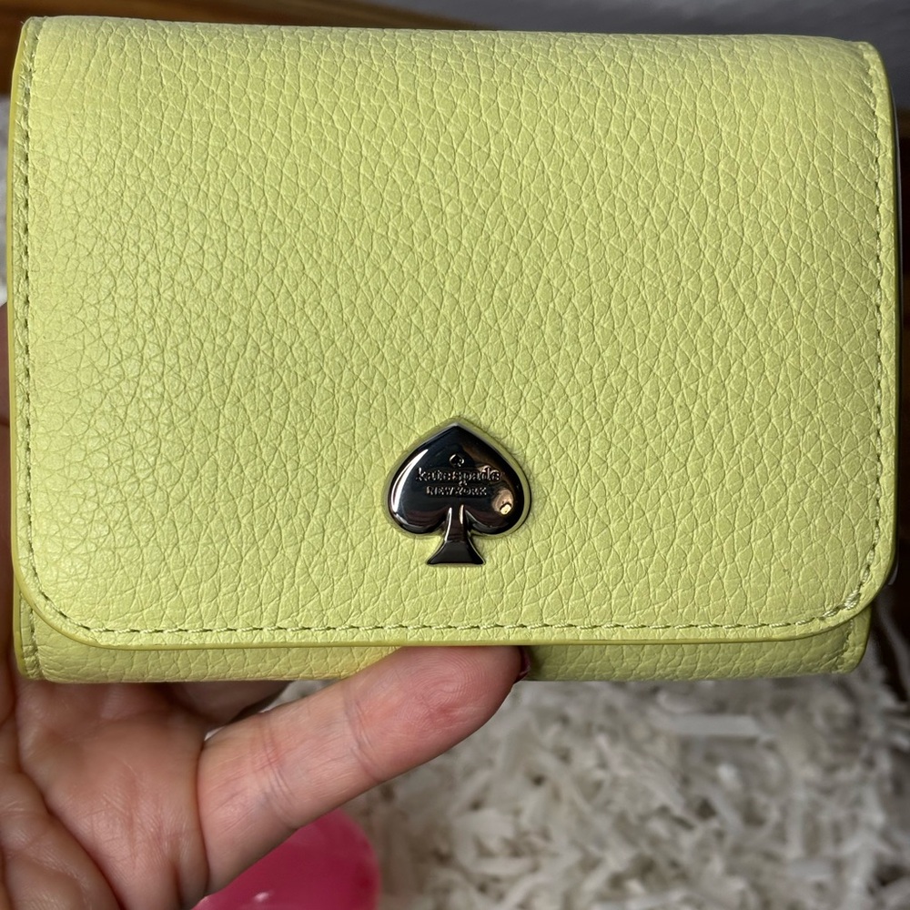 kate spade lemon yellow pebbled leather small wallet - Picture 2 of 6